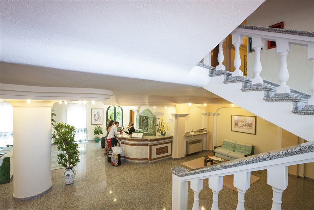 Residence Marina Palace Orosei Exterior photo